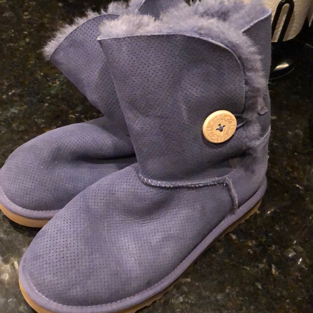 Purple/ blue Ugg Bailey boot